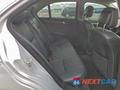 Zdjęcie 10 z 12 samochodu: 2009 MERCEDES-BENZ C 300 4MATIC VIN:WDDGF81X99F223662 - miniatura