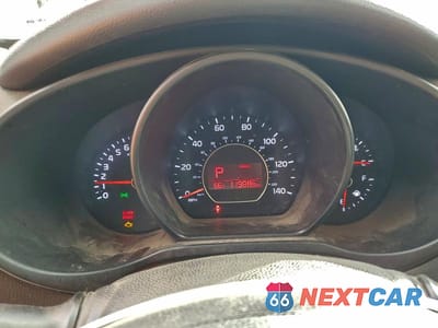 Zdjęcie 9 z 11 samochodu: 2018 KIA SOUL VIN:KNDJN2A2XJ7514996 - miniatura