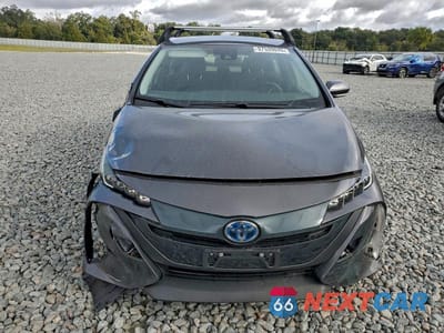 Piąte zdjęcie samochodu w środku: 2022 TOYOTA PRIUS PRIME LE VIN:JTDKAMFP2N3228315 - miniatura