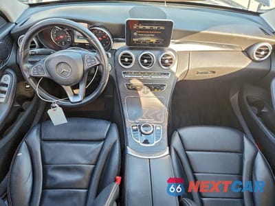Zdjęcie 8 z 13 samochodu: 2017 MERCEDES-BENZ C 300 VIN:55SWF4JB8HU190304 - miniatura