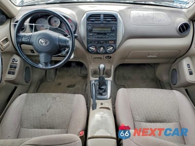 Zdjęcie 8 z 13 samochodu: 2005 TOYOTA RAV4 VIN:JTEHD20V850067396 - miniatura