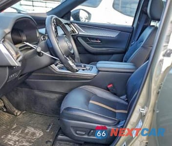 Zdjęcie 7 z 11 samochodu: 2025 MAZDA CX-70 PREMIUM PLUS VIN:JM3KJEHA6S1103752 - miniatura