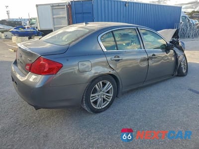 Trzecie zdjęcie samochodu z tyłu: 2011 INFINITI G37 SEDAN X VIN:JN1CV6AR0BM411914 - miniatura