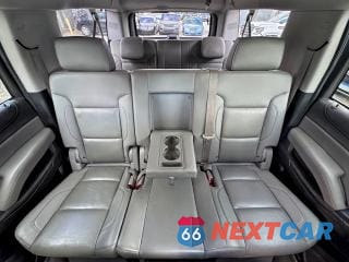 Zdjęcie 10 z 15 samochodu: 2015 CHEVROLET SUBURBAN C1500 LT VIN:1GNSCJKC8FR505342 - miniatura