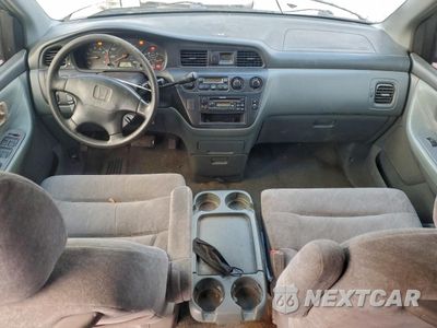 Zdjęcie 8 z 16 samochodu: 2001 HONDA ODYSSEY EX VIN:2HKRL18681H527463 - miniatura