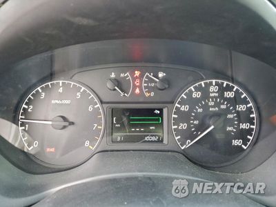 Zdjęcie 9 z 15 samochodu: 2018 NISSAN SENTRA S VIN:3N1AB7AP6JY221423 - miniatura