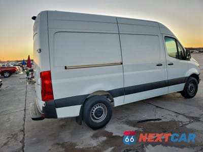 Trzecie zdjęcie samochodu z tyłu: 2020 MERCEDES-BENZ SPRINTER 2500 VIN:W1W4EBHY1LT036070 - miniatura