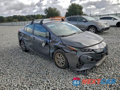 Czwarte zdjęcie samochodu z boku: 2022 TOYOTA PRIUS PRIME LE VIN:JTDKAMFP2N3228315 - miniatura