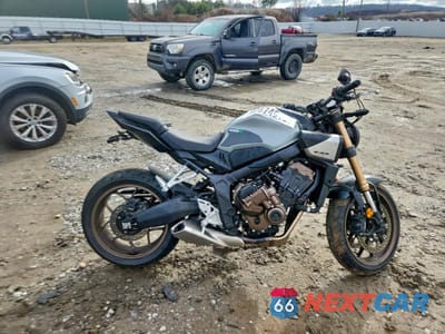 2024 HONDA CB650 R MLHRH1658R5000835 - główne zdjęcie licytacji z USA - miniatura