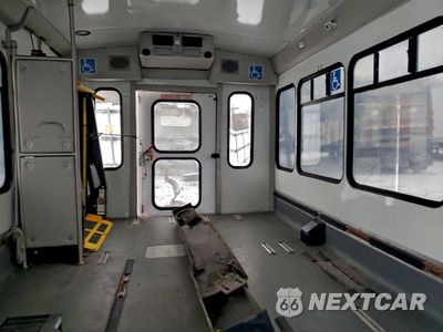 Zdjęcie 6 z 10 samochodu: 2019 FORD ECONOLINE E350 SUPER DUTY CUTAWAY VAN VIN:1FDEE3FS9KDC71664 - miniatura