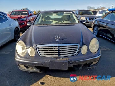 Piąte zdjęcie samochodu w środku: 2003 MERCEDES-BENZ E 320 VIN:WDBUF65J83X111992 - miniatura