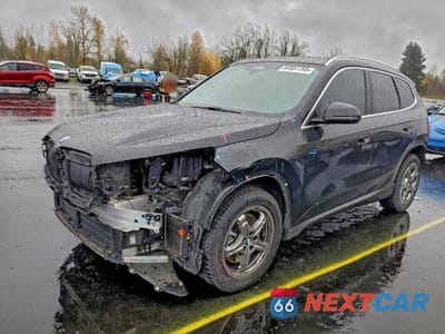 2023 BMW X1 XDRIVE28I WBX73EF0XP5V99483 - główne zdjęcie licytacji z USA - miniatura