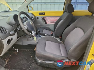 Zdjęcie 7 z 12 samochodu: 2003 VOLKSWAGEN NEW BEETLE GL VIN:3VWBK21C83M420482 - miniatura