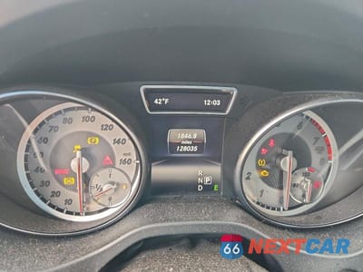 Zdjęcie 9 z 12 samochodu: 2014 MERCEDES-BENZ CLA 250 VIN:WDDSJ4EB3EN137411 - miniatura
