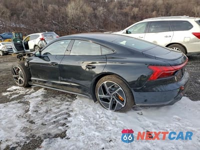 Drugie zdjęcie samochodu z przodu: 2024 AUDI RS E-TRON GT VIN:WAUBHBFW8R7901563 - miniatura