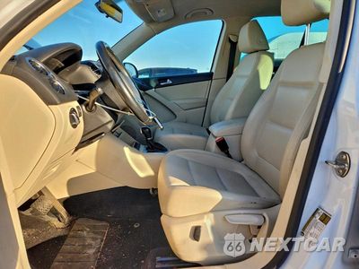 Zdjęcie 7 z 12 samochodu: 2013 VOLKSWAGEN TIGUAN S VIN:WVGBV3AX9DW621954 - miniatura