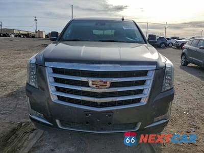 Piąte zdjęcie samochodu w środku: 2018 CADILLAC ESCALADE ESV LUXURY VIN:1GYS3HKJ5JR214672 - miniatura