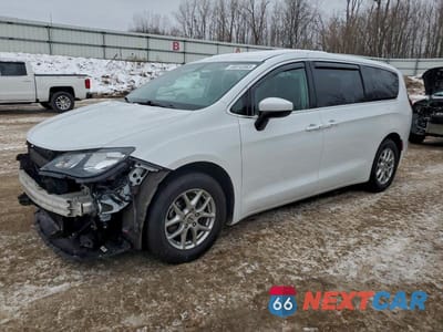 2022 CHRYSLER VOYAGER LX 2C4RC1CG9NR144219 - główne zdjęcie licytacji z USA - miniatura