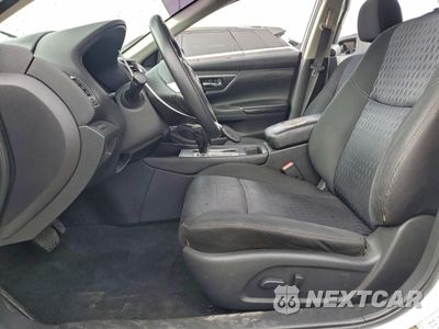 Zdjęcie 7 z 12 samochodu: 2016 NISSAN ALTIMA 2.5 VIN:1N4AL3AP1GC120929 - miniatura