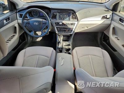 Zdjęcie 8 z 11 samochodu: 2016 HYUNDAI SONATA SE VIN:5NPE24AF4GH304181 - miniatura