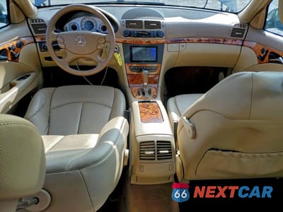Zdjęcie 8 z 11 samochodu: 2008 MERCEDES-BENZ E 350 VIN:WDBUF56X88B294828 - miniatura