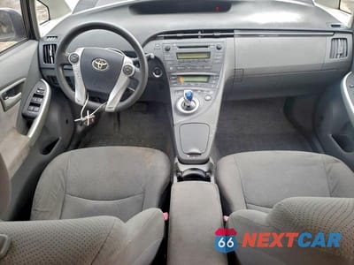 Zdjęcie 8 z 12 samochodu: 2011 TOYOTA PRIUS VIN:JTDKN3DU6B0275089 - miniatura