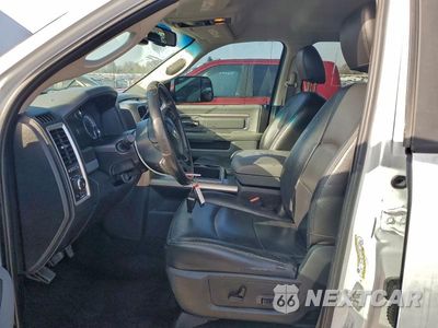 Zdjęcie 7 z 12 samochodu: 2015 RAM 2500 SLT VIN:3C6UR5DL3FG664734 - miniatura