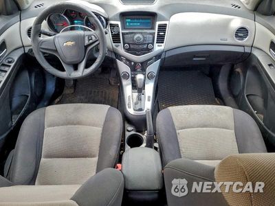 Zdjęcie 8 z 11 samochodu: 2014 CHEVROLET CRUZE VIN:1G1PA5SG2E7482433 - miniatura