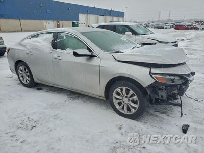 Czwarte zdjęcie samochodu z boku: 2019 CHEVROLET MALIBU LT VIN:1G1ZD5STXKF177115 - miniatura