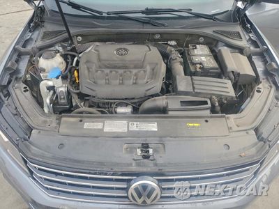 Zdjęcie 11 z 13 samochodu: 2019 VOLKSWAGEN PASSAT WOLFSBURG VIN:1VWLA7A38KC001827 - miniatura