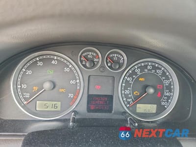 Zdjęcie 9 z 11 samochodu: 2005 VOLKSWAGEN PASSAT GLX 4MOTION VIN:WVWYU63B15E106877 - miniatura