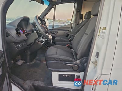 Zdjęcie 7 z 15 samochodu: 2020 MERCEDES-BENZ SPRINTER 2500 VIN:W1W4EBHY1LT036070 - miniatura