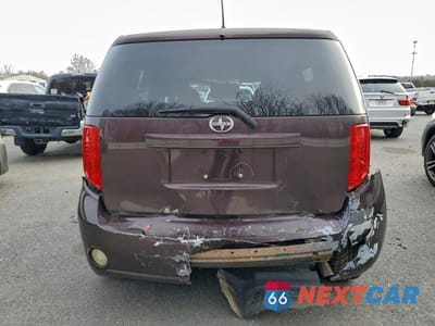 Zdjęcie 6 z 12 samochodu: 2008 TOYOTA SCION XB VIN:JTLKE50EX81000391 - miniatura