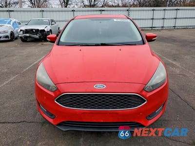 Piąte zdjęcie samochodu w środku: 2015 FORD FOCUS SE VIN:1FADP3K26FL215411 - miniatura