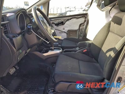 Zdjęcie 7 z 12 samochodu: 2020 HONDA FIT LX VIN:3HGGK5H46LM702582 - miniatura