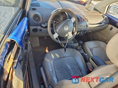 Zdjęcie 8 z 12 samochodu: 2006 VOLKSWAGEN NEW BEETLE 2.5L OPTION PACKAGE 1 VIN:3VWRW31C66M404052 - miniatura