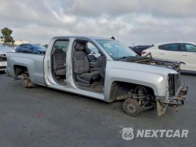 Czwarte zdjęcie samochodu z boku: 2017 CHEVROLET SILVERADO C1500 LT VIN:1GCRCREH4HZ110090 - miniatura