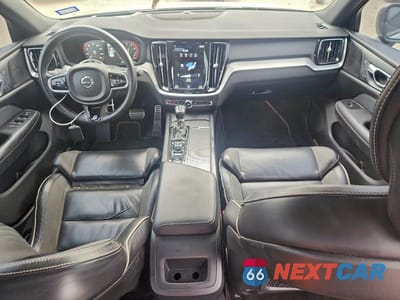 Zdjęcie 8 z 11 samochodu: 2019 VOLVO S60 T5 R-DESIGN VIN:7JR102FM3KG007191 - miniatura
