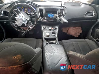 Zdjęcie 8 z 14 samochodu: 2016 CHRYSLER 200 LIMITED VIN:1C3CCCAB2GN153292 - miniatura