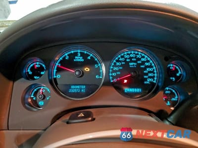 Zdjęcie 9 z 13 samochodu: 2008 CHEVROLET SUBURBAN C1500 LS VIN:3GNFC160X8G164045 - miniatura