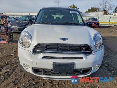 Piąte zdjęcie samochodu w środku: 2017 MINI COUNTRYMAN VIN:WMWZC5C57GWU00547 - miniatura