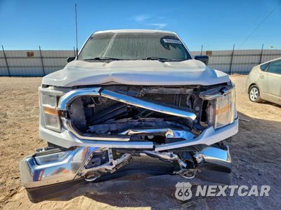 Piąte zdjęcie samochodu w środku: 2021 FORD F150 SUPERCREW VIN:1FTFW1E54MKE88334 - miniatura