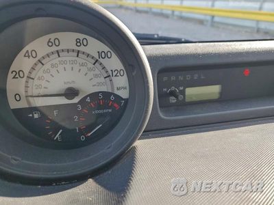 Zdjęcie 9 z 13 samochodu: 2006 TOYOTA SCION XB VIN:JTLKT324164102933 - miniatura