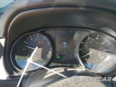 Zdjęcie 9 z 16 samochodu: 2019 NISSAN ROGUE S VIN:5N1AT2MV6KC804815 - miniatura