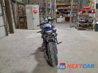 Czwarte zdjęcie samochodu z boku: 2009 YAMAHA FZ6 SHG VIN:JYARJ13E69A007118 - miniatura