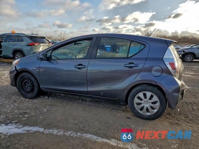Drugie zdjęcie samochodu z przodu: 2014 TOYOTA PRIUS C VIN:JTDKDTB31E1571486 - miniatura