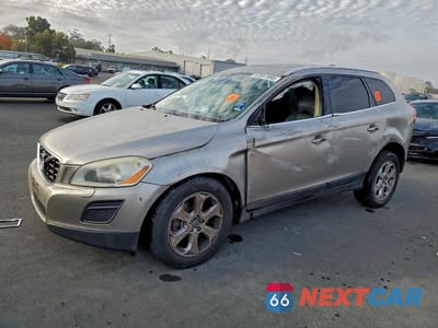 2013 VOLVO XC60 YV4940DZXD2414916 - główne zdjęcie licytacji z USA - miniatura