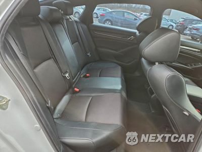 Zdjęcie 10 z 12 samochodu: 2019 HONDA ACCORD SPORT VIN:1HGCV1F33KA117804 - miniatura