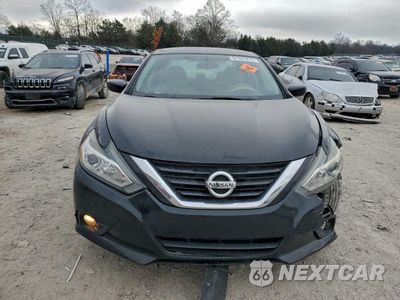 Piąte zdjęcie samochodu w środku: 2017 NISSAN ALTIMA 2.5 VIN:1N4AL3AP8HC287905 - miniatura