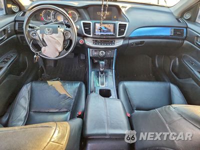 Zdjęcie 8 z 14 samochodu: 2013 HONDA ACCORD TOURING VIN:1HGCR3F94DA045079 - miniatura